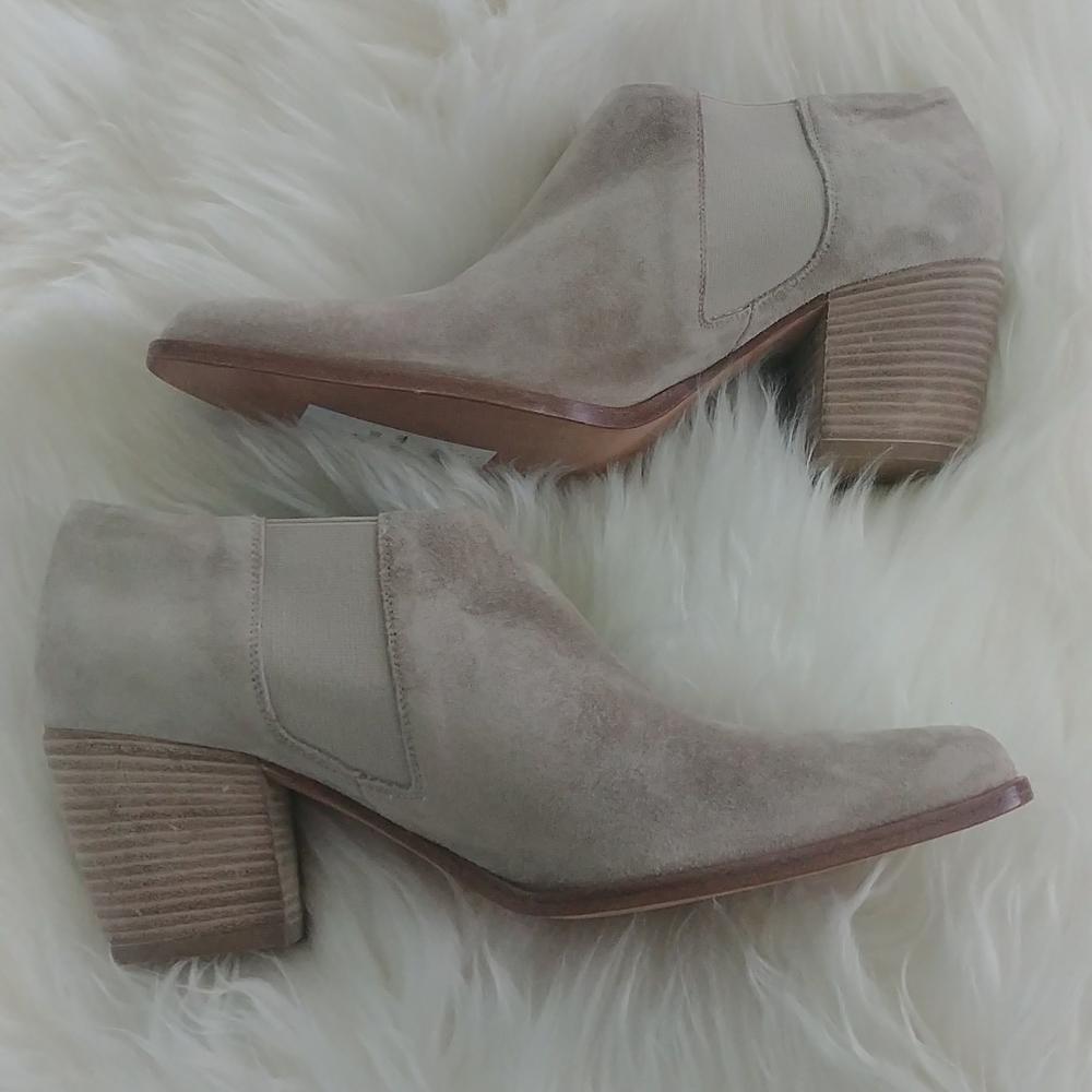 Vince suede ankle boot